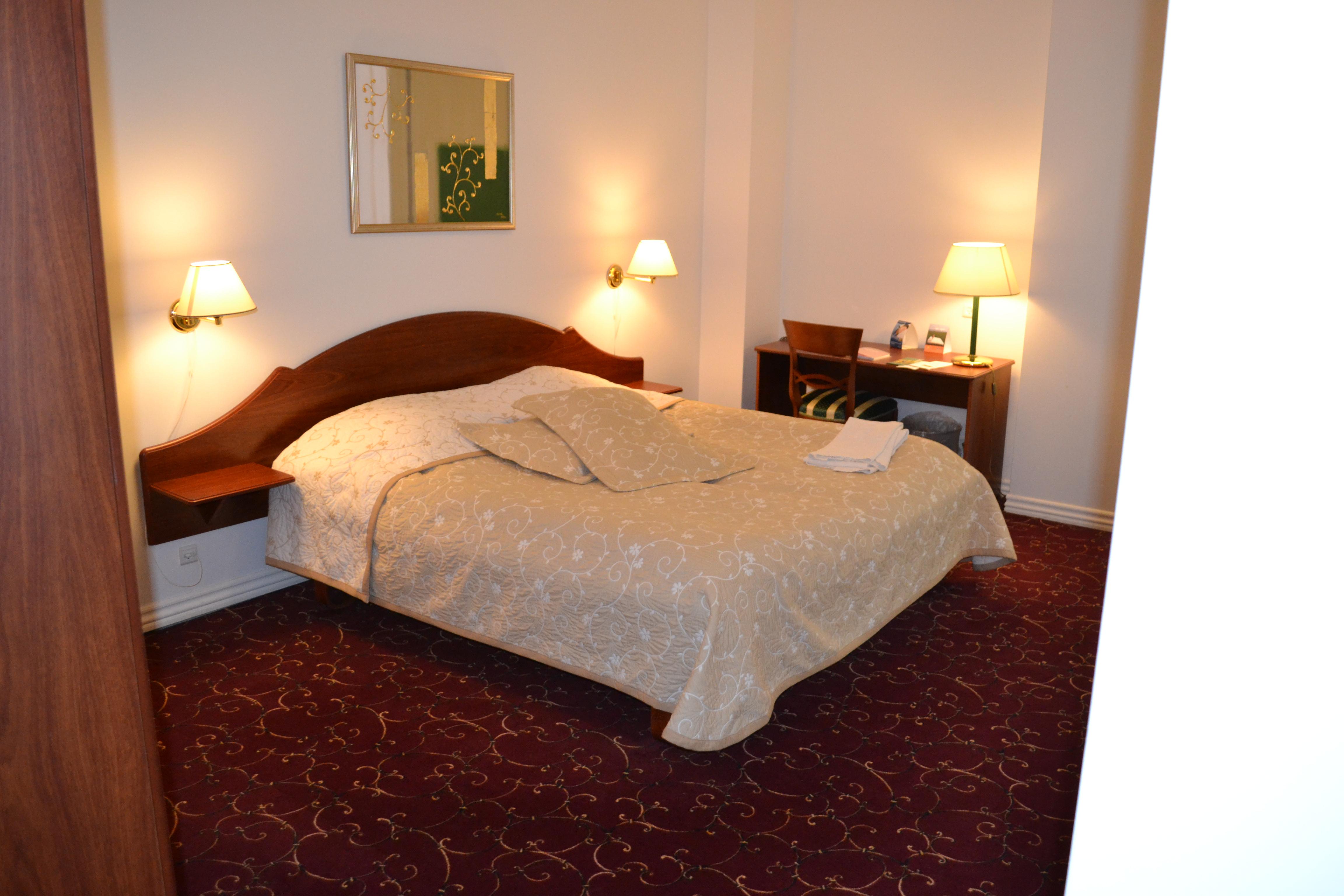 Milling Hotel Park 米泽尔法特 外观 照片